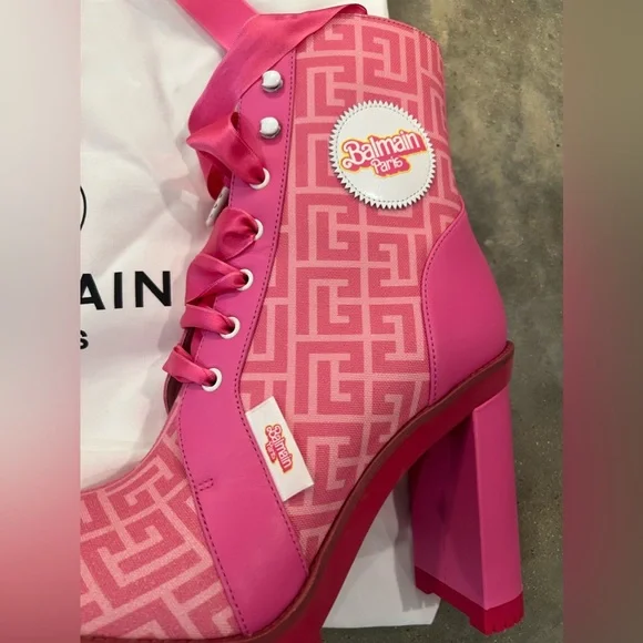 Authentic balmain x barbie boot SOLD ON TRR - Picture 5 of 8